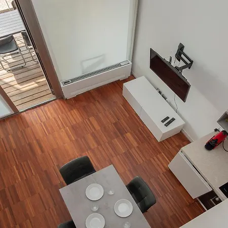 Luxury Loft - Terrazzo E Posto Auto - Adriano 51b Lejlighed *